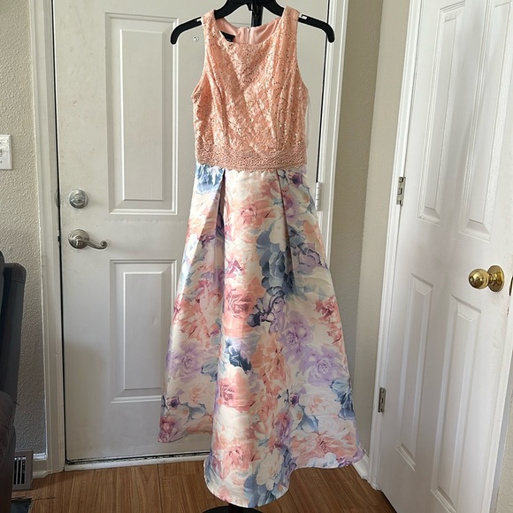 B.Wear Other - Beautiful flowered long dress